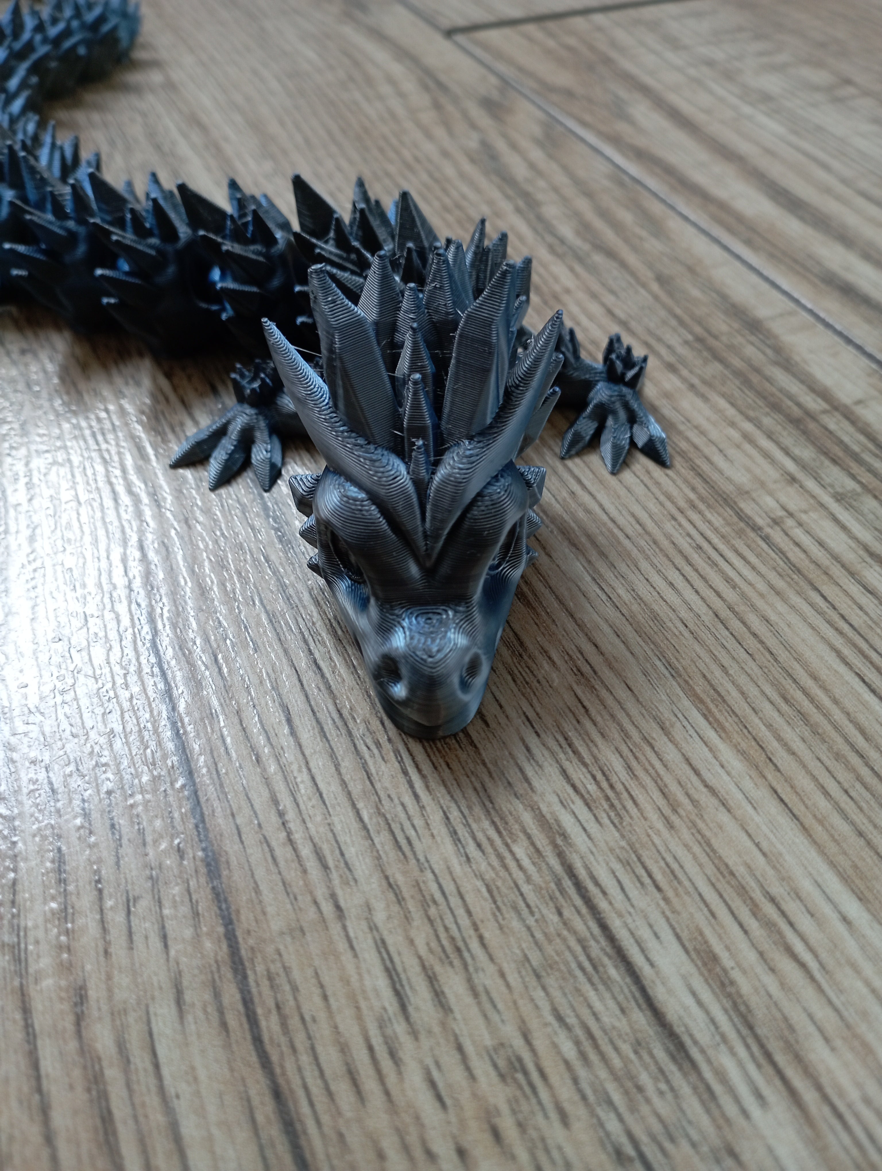 Duży kryształowy smok w kolorze storm shadow