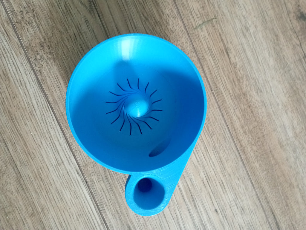 Miska do mycia owoców w kolorze niebieskim