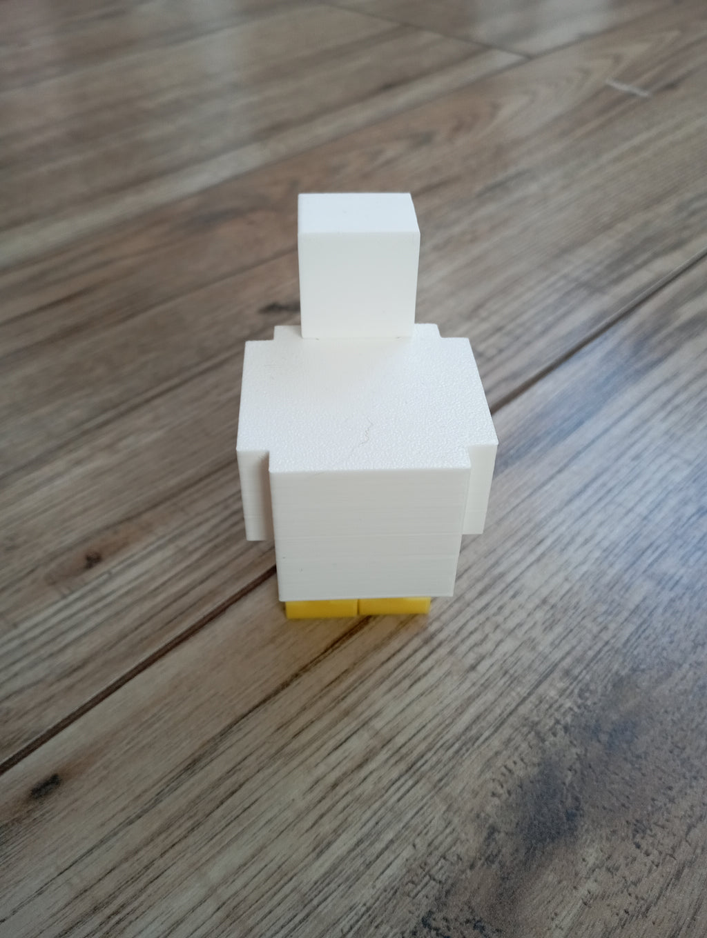 Mała figurka kurczaka z minecraft w 4 kolorach.